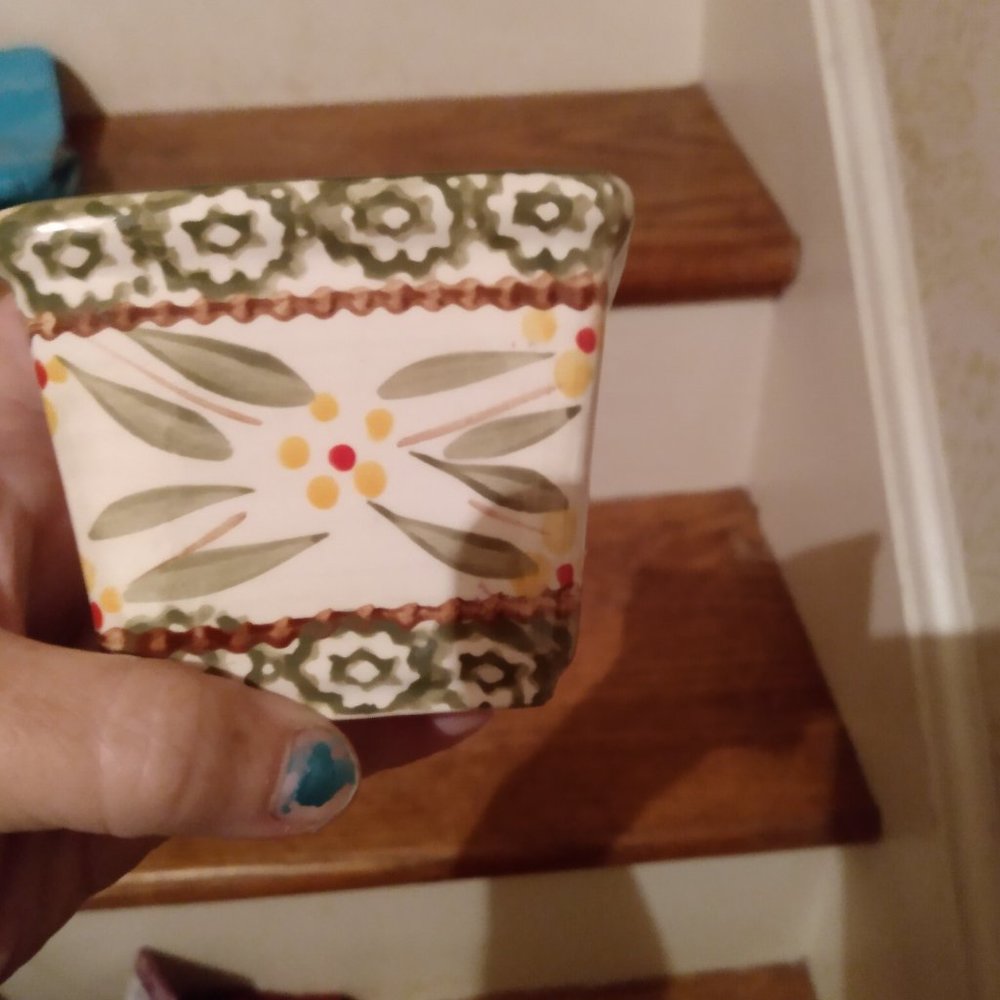 Temp-Tations Ovenware Green Hand painted design Old World collection